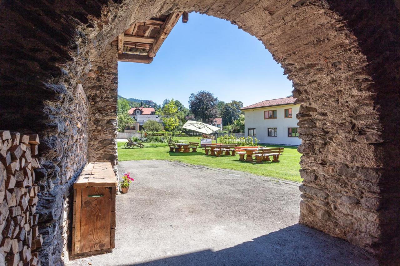 Отель Der Graggober Oberwoelz Stadt Экстерьер фото